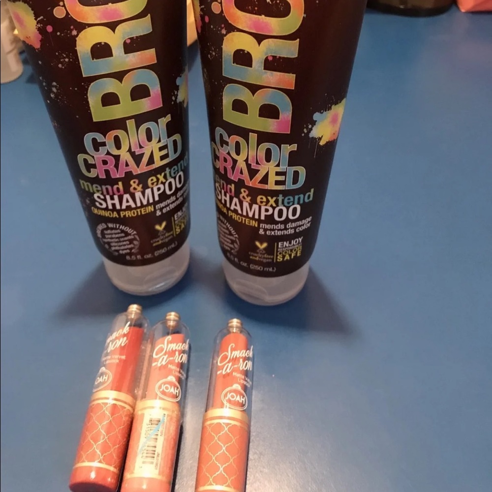 Lipsticks lots
